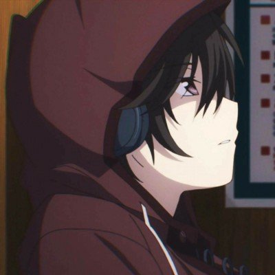 男子云南泼水节洗头被群攻
